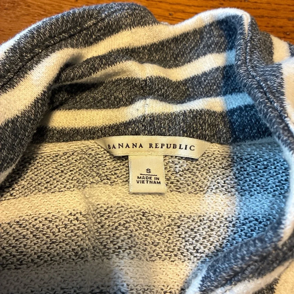 Banana Republic Blue/Gray and White Cowl Neck Sweater